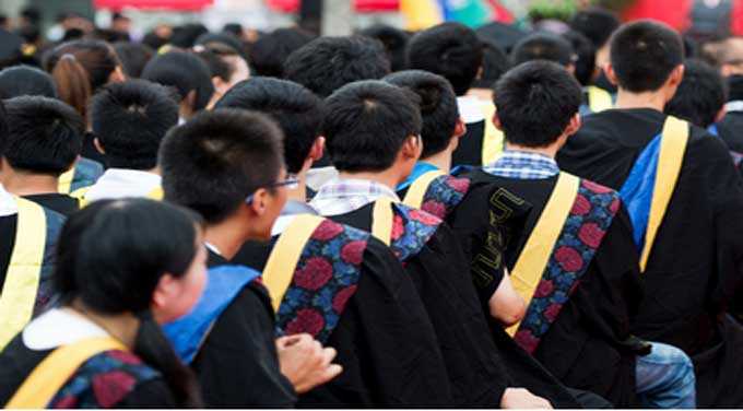 Chinese Students Seek New Skills for a New Economy